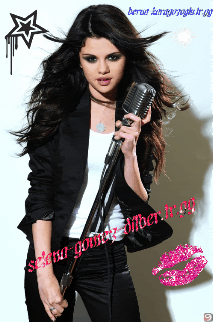 Selena-Gomez-Albert-Michael-phot-1.gif picture by esimay