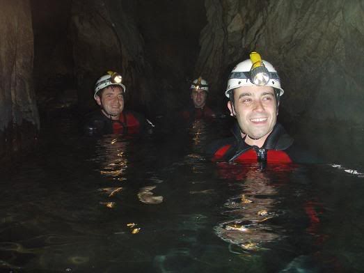 Somoaventura. Deportes de aventura en Cantabria, barrancos, rafting, canoas, despedidas de soltero