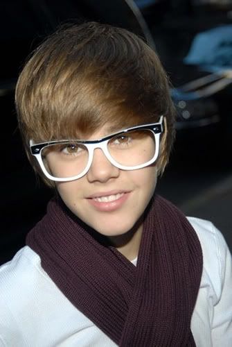justin bieber little sister and brother. justin bieber quotes about