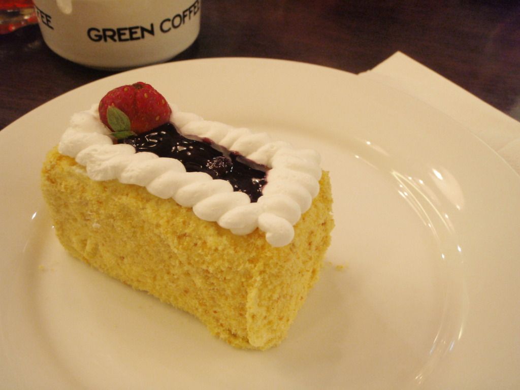 Blueberry Baked Cheescake, Green Cake & CoffeeCItarum 2 BandungIndonesia