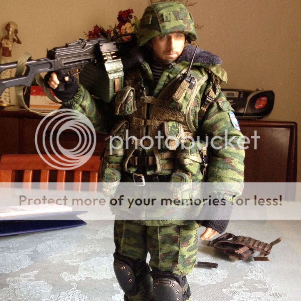 Miscellaneous Subject - In hand pics of VDV PKP gunner (Damtoys) | One ...